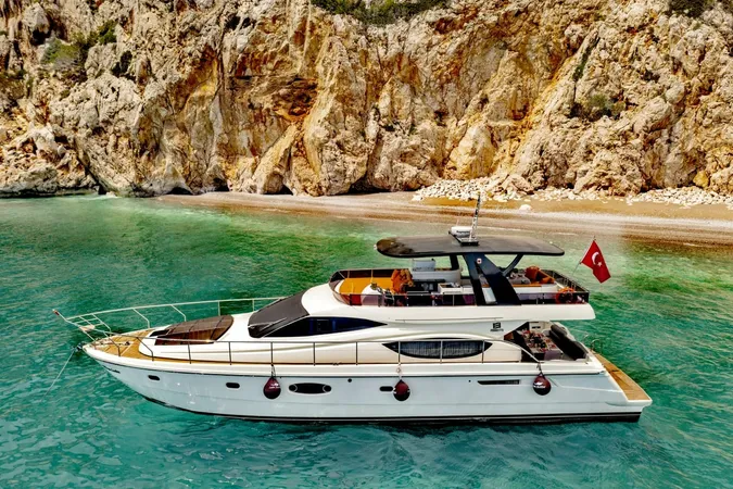 Antalya Yacht Rental 19m Ferretti 550